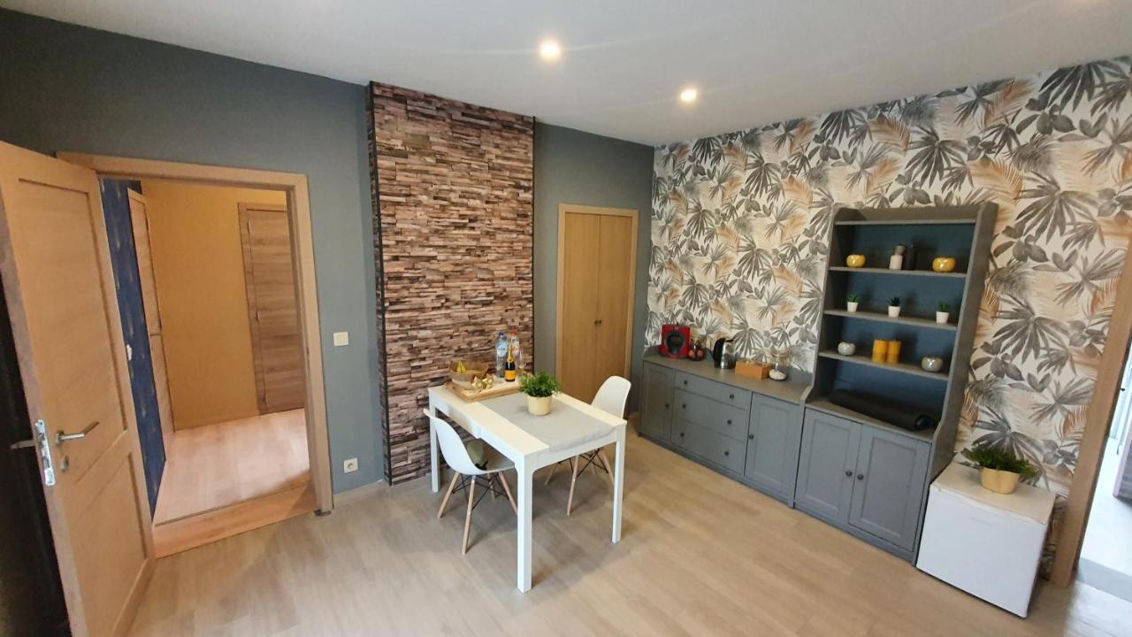 Bed'N'Bulles - Wellness Privatif Bed & Breakfast ดีน็อง ภายนอก รูปภาพ